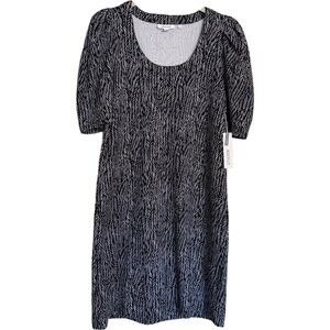 Chico's Zenergy Size 0 S Stretchy  Black White Dress Scoop Lines Elbow NEW $109